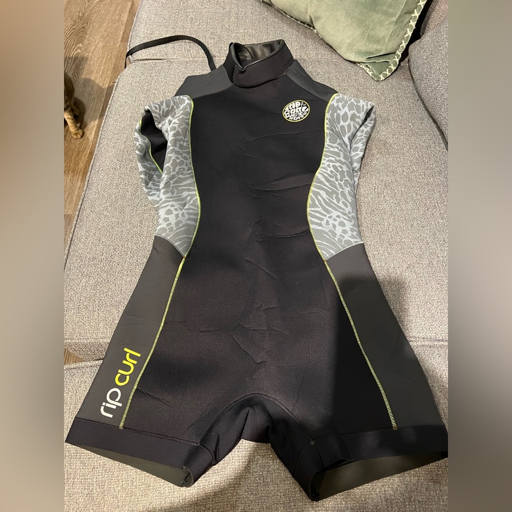 Rip curl wetsuit